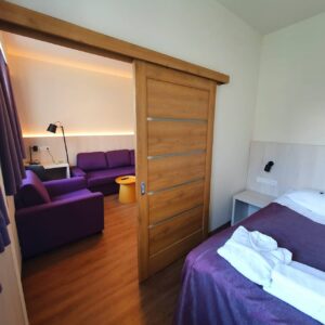 Standard family suite